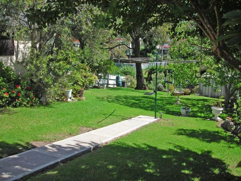 3 Norman St, Waratah West NSW 2298