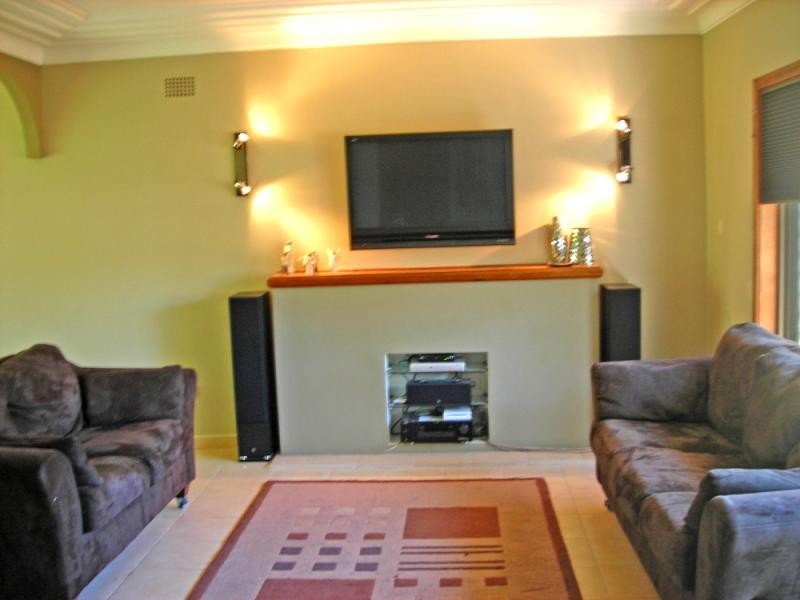 113 Charlestown  Rd, Kotara NSW 2289