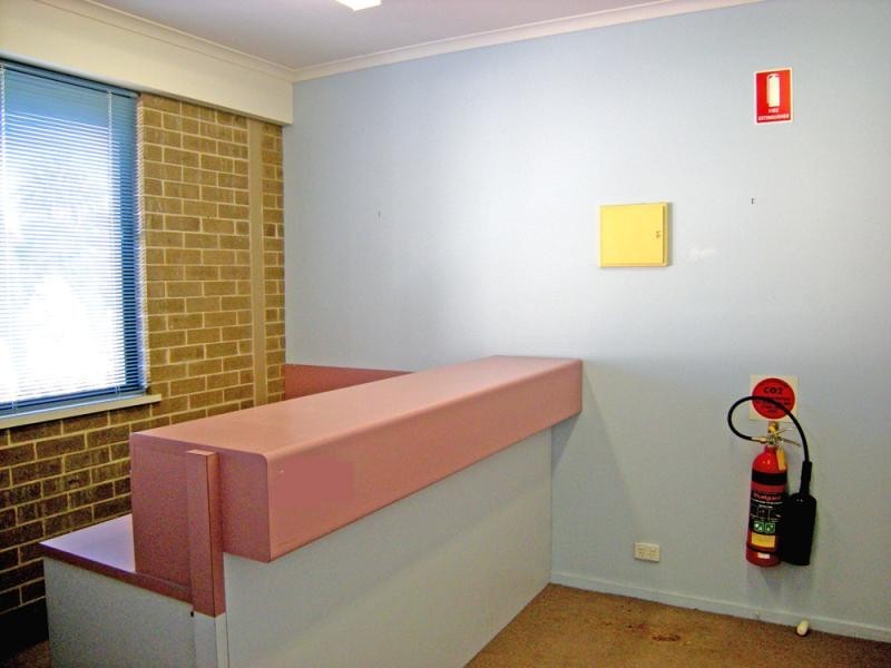 34 Macquarie St, Belmont NSW 2280