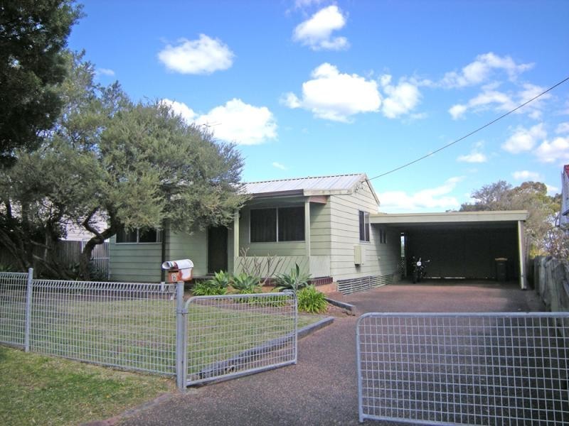 6 Park  St, Charlestown NSW 2290