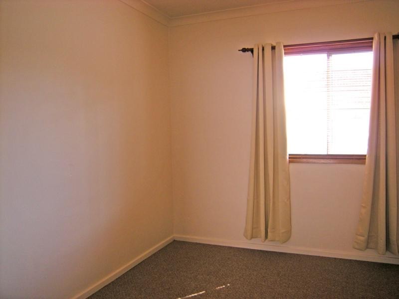 6 Park  St, Charlestown NSW 2290