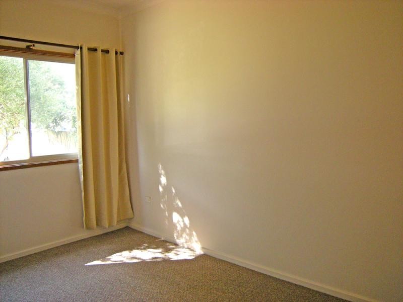 6 Park  St, Charlestown NSW 2290