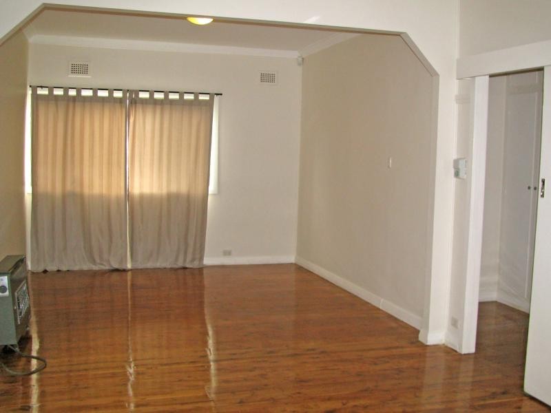 15 O’Brien St, Gateshead NSW 2290
