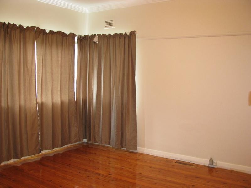 15 O’Brien St, Gateshead NSW 2290