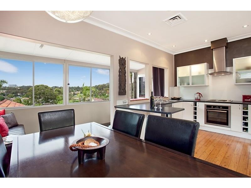 43 Rodway Pde, Kotara NSW 2289