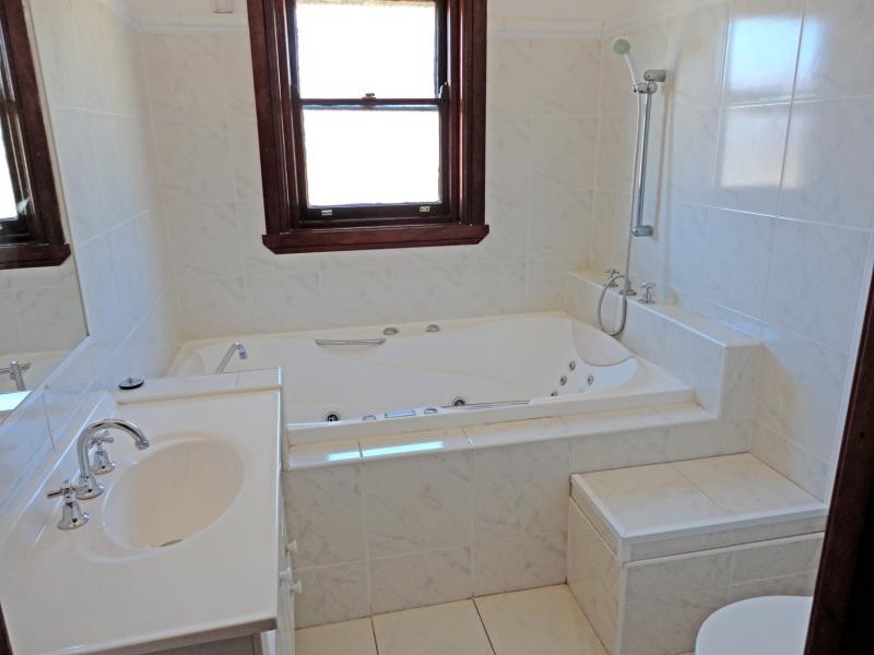 399 Pacific Hwy, Highfields NSW 2289
