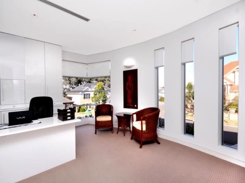 1 Bronzewing Tce, Bella Vista NSW 2153