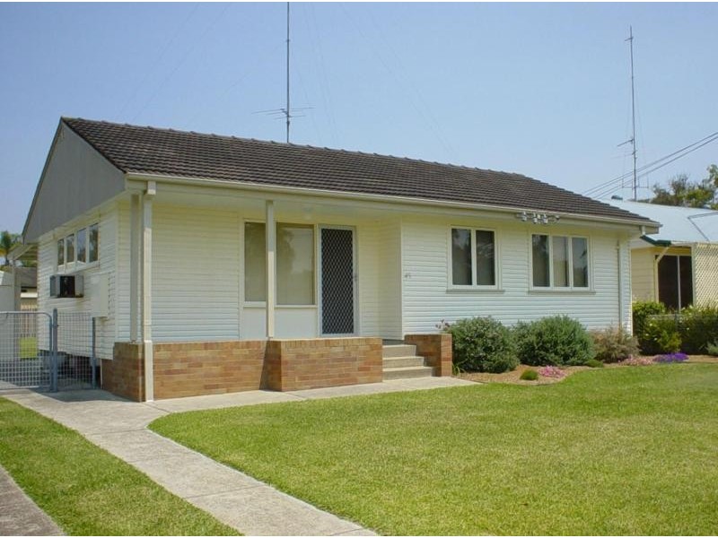 45 Hickory Rd, Gateshead NSW 2290