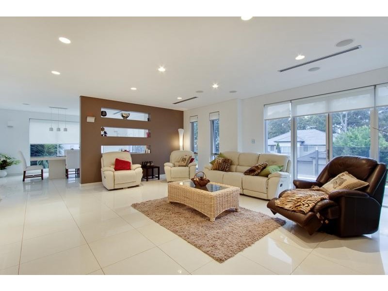 1 Bronzewing Tce, Bella Vista NSW 2153