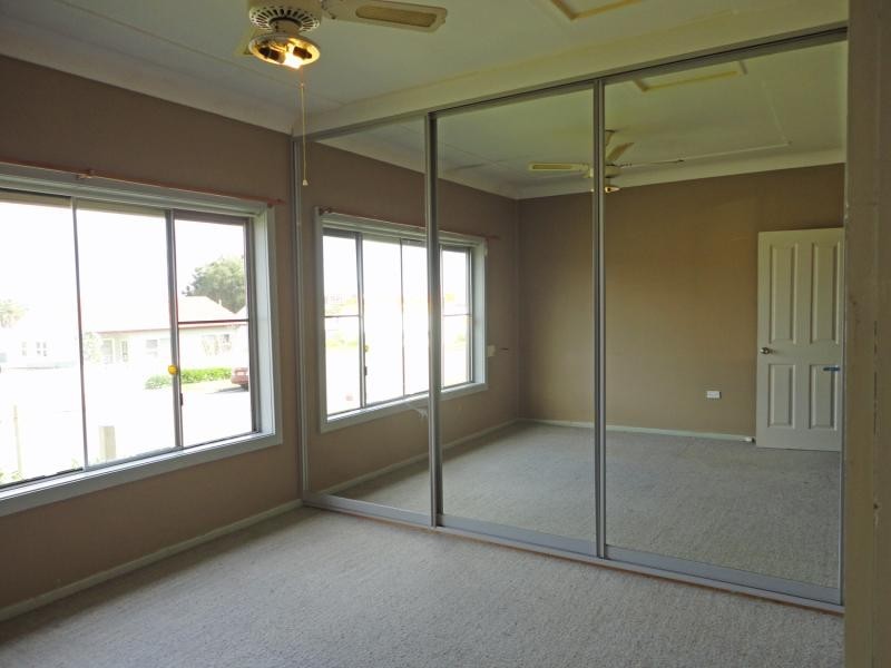 1 George St, Glendale NSW 2285