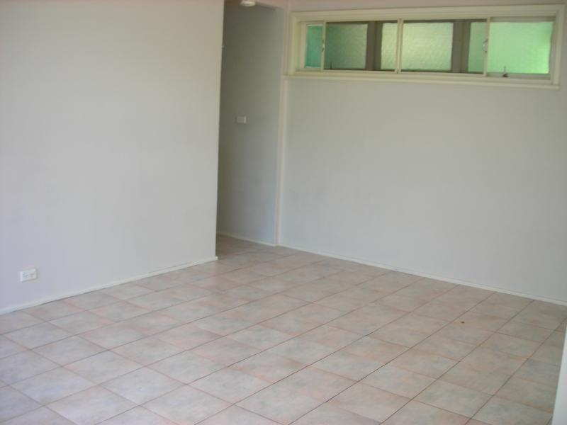 353 Park Ave, Kotara NSW 2289