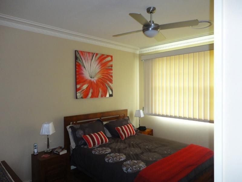 4 Anne  Ave, Glendale NSW 2285