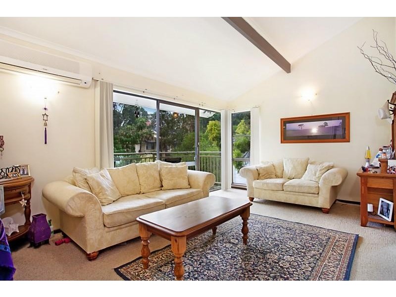 6 Hillhouse St, Charlestown NSW 2290