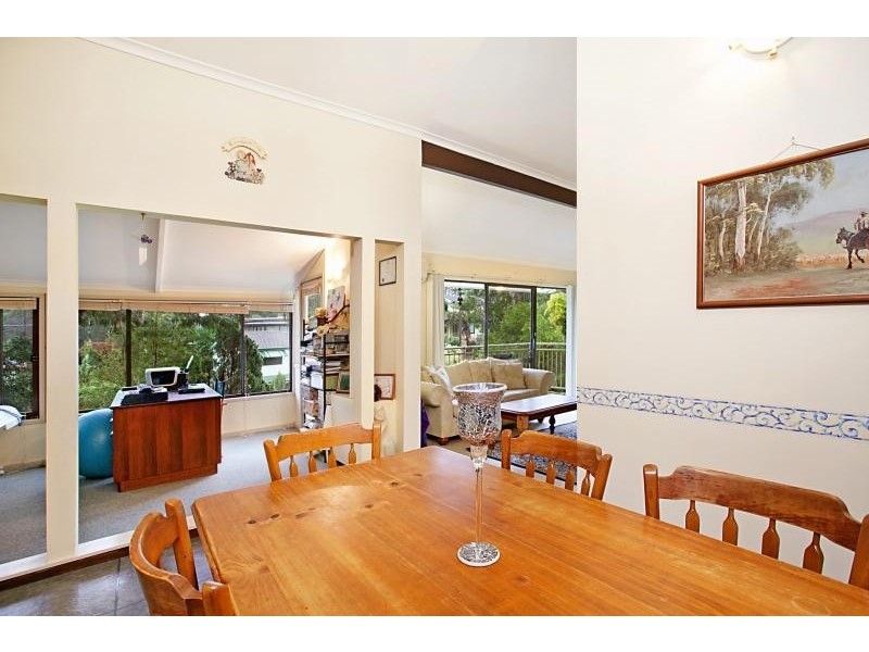 6 Hillhouse St, Charlestown NSW 2290