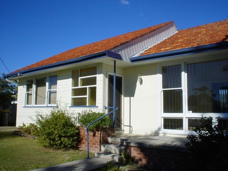 2 Caldwell Ave, Dudley NSW 2290
