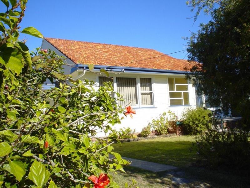2 Caldwell Ave, Dudley NSW 2290