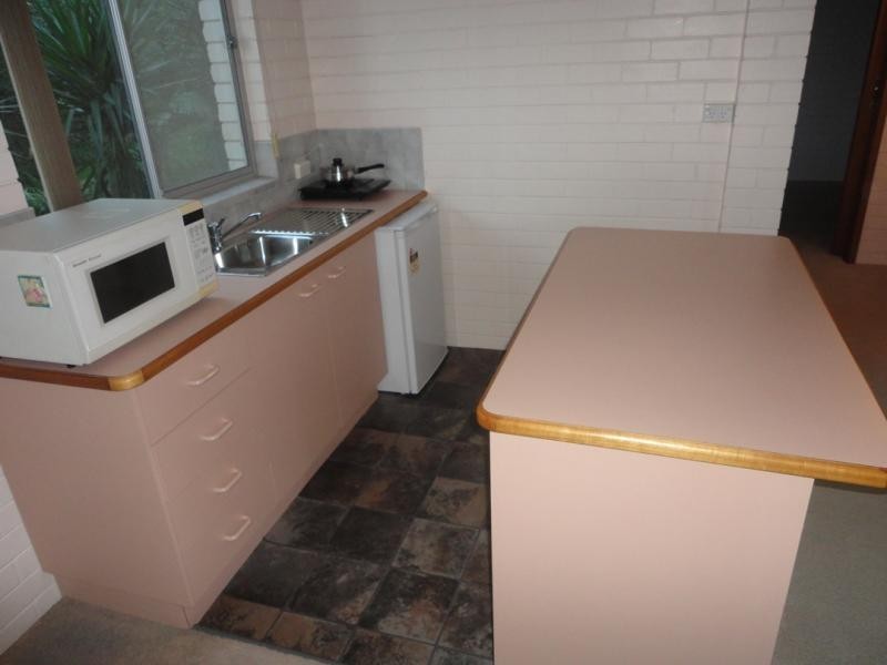 1 Haig  St, Belmont NSW 2280