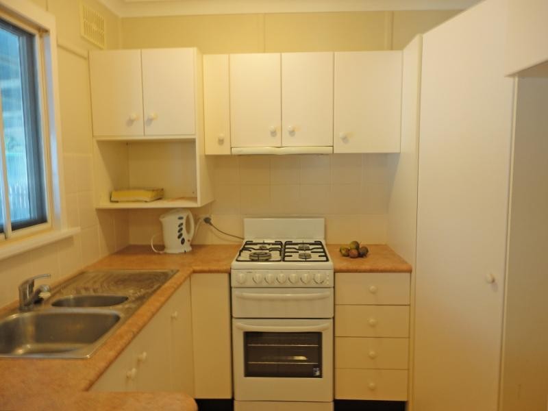 45 Hickory Rd, Gateshead NSW 2290