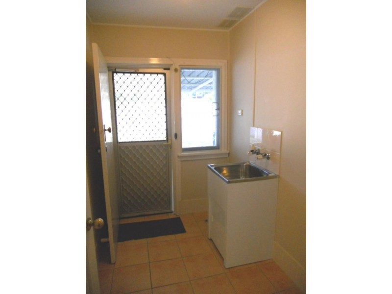 45 Hickory Rd, Gateshead NSW 2290