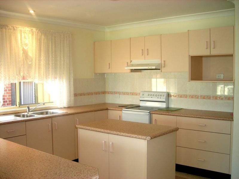 2/506 Warners Bay Rd, Charlestown NSW 2290