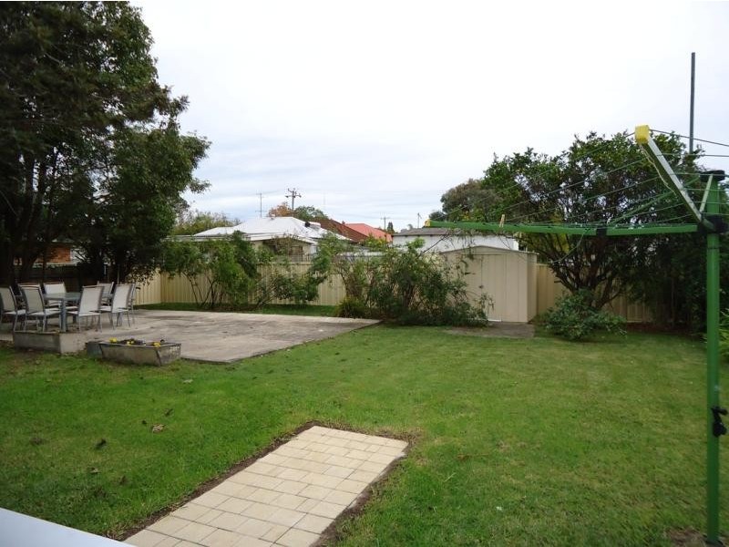 14  Bourke  St, Adamstown NSW 2289