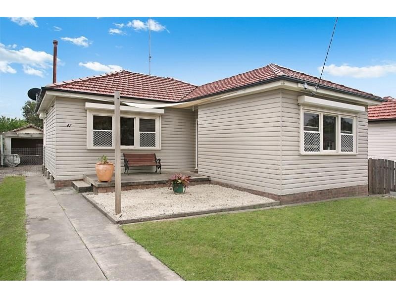 47 Groongal St, Mayfield West NSW 2304