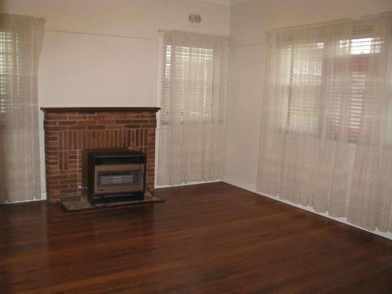 14 Austin St, Georgetown NSW 2298