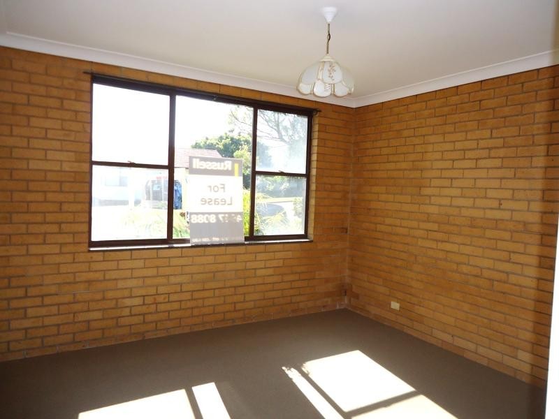 2/22 Chippindall  St, Speers Point NSW 2284