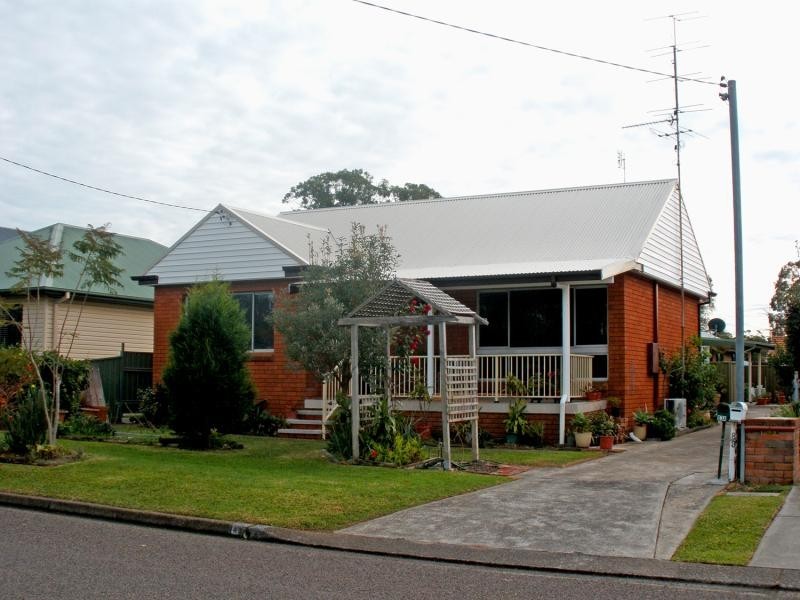 83 Tiral St, Charlestown NSW 2290