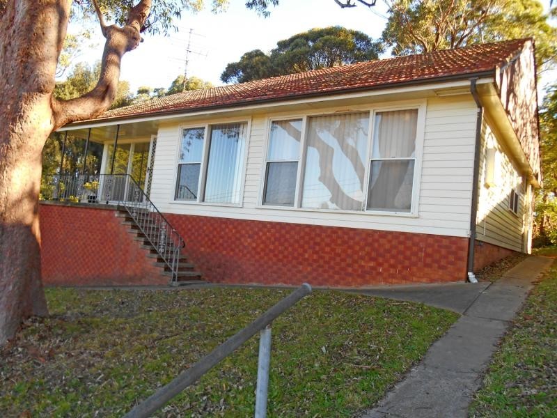 70 Ocean View Pde, Charlestown NSW 2290