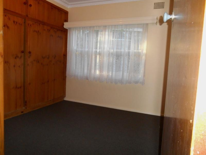 70 Ocean View Pde, Charlestown NSW 2290