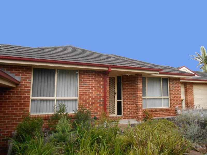 2/14 Eucalyptus  Cct, Warabrook NSW 2304