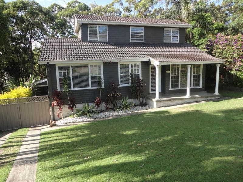 84 Berringar Rd, Valentine NSW 2280