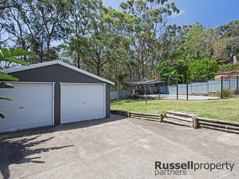 84 Berringar Rd, Valentine NSW 2280
