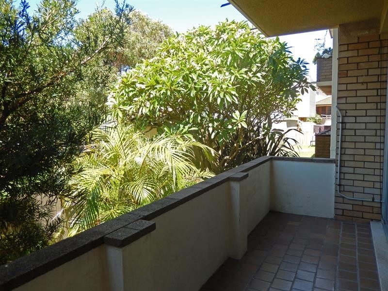 2/45 Ridge St, Merewether NSW 2291