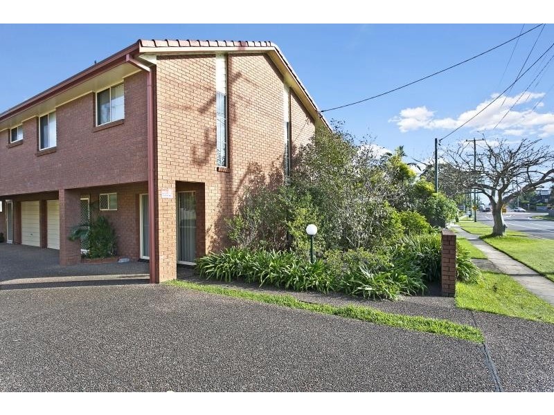 1/354 Brunker Rd, Adamstown NSW 2289