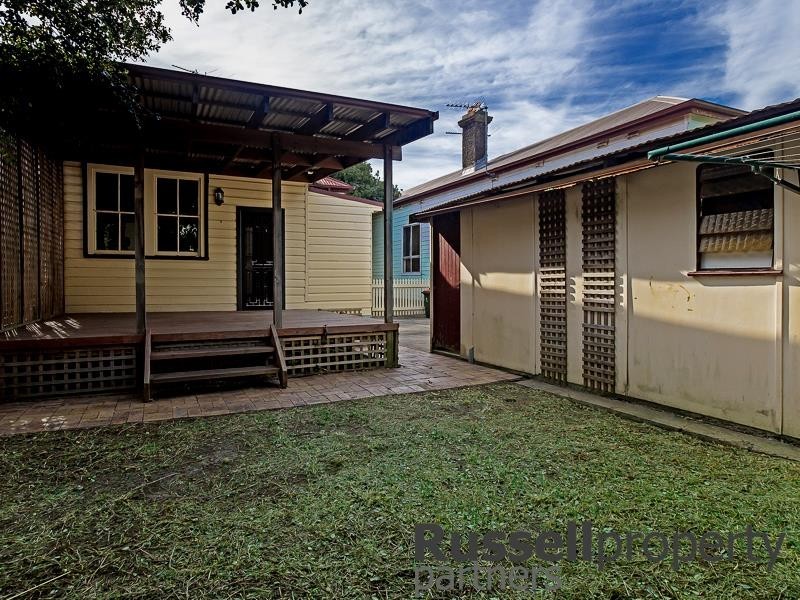 7 John St, Tighes Hill NSW 2297