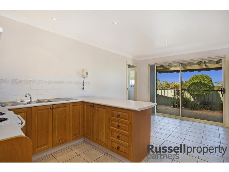 4/10 Downing St, Charlestown NSW 2290