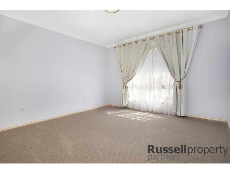 4/10 Downing St, Charlestown NSW 2290