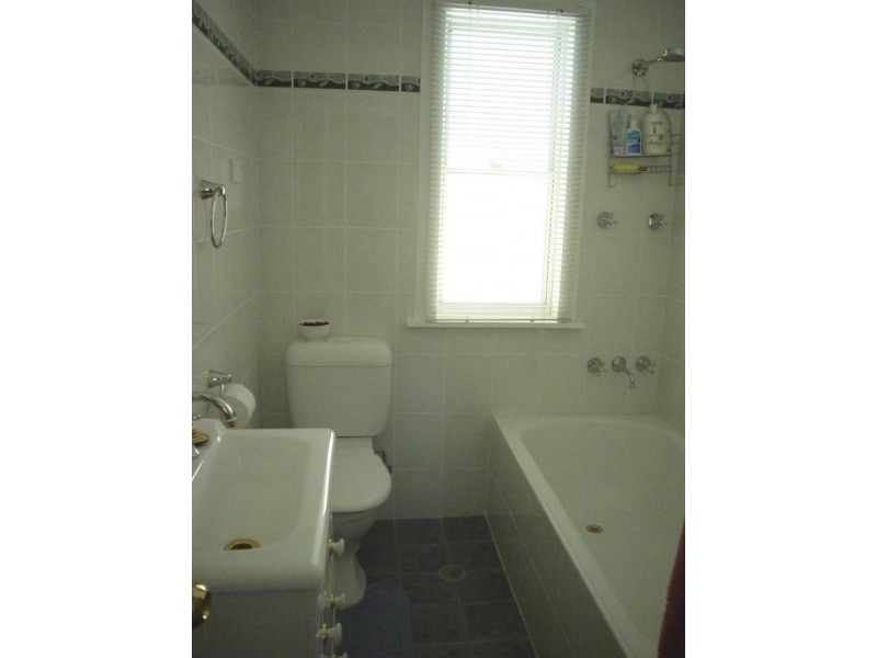 45 Hickory St, Gateshead NSW 2290