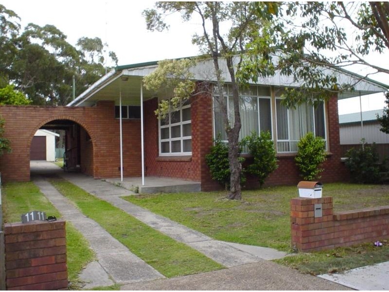 11 Lentara Rd, Belmont North NSW 2280