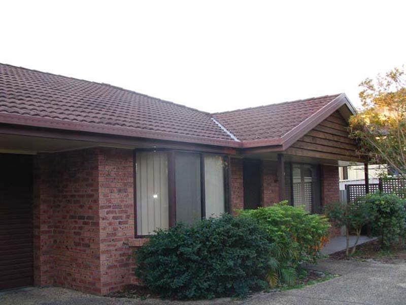 2/5 Caves Beach Rd, Caves Beach NSW 2281