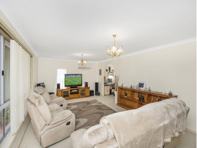 14a Telopea Close, Lake Haven NSW 2263