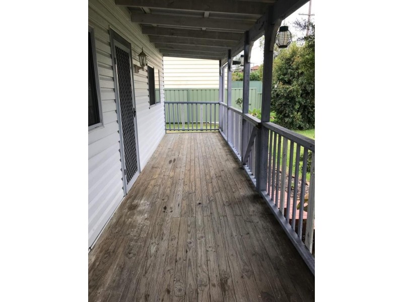 44 Georgina Ave, Gorokan NSW 2263