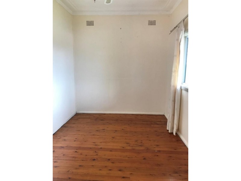 44 Georgina Ave, Gorokan NSW 2263