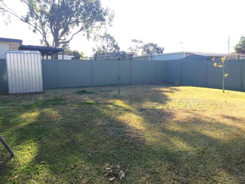 77 Robson Ave, Gorokan NSW 2263
