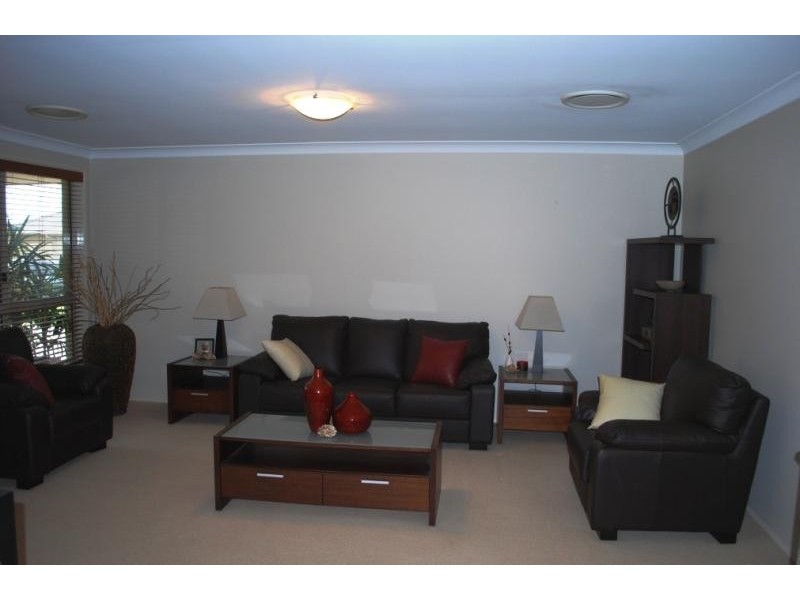 1 Viewfield Cres, Woongarrah NSW 2259