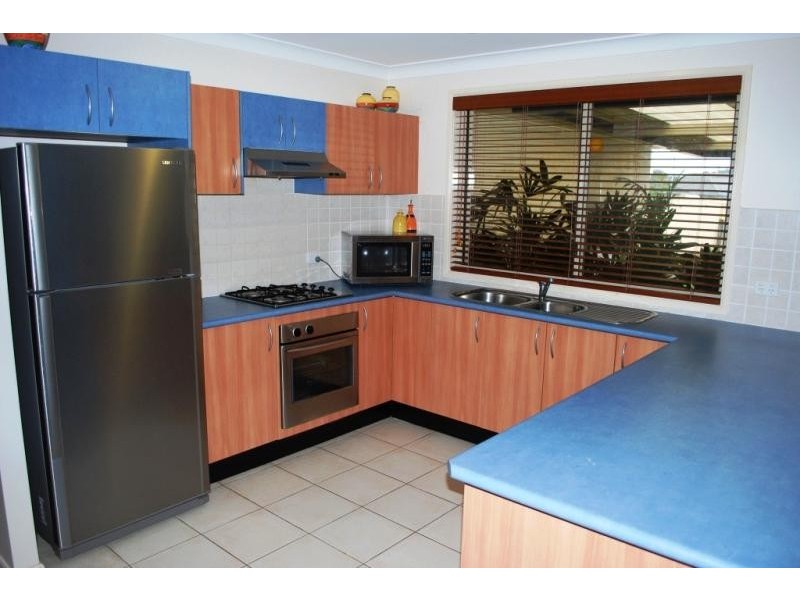 1 Viewfield Cres, Woongarrah NSW 2259