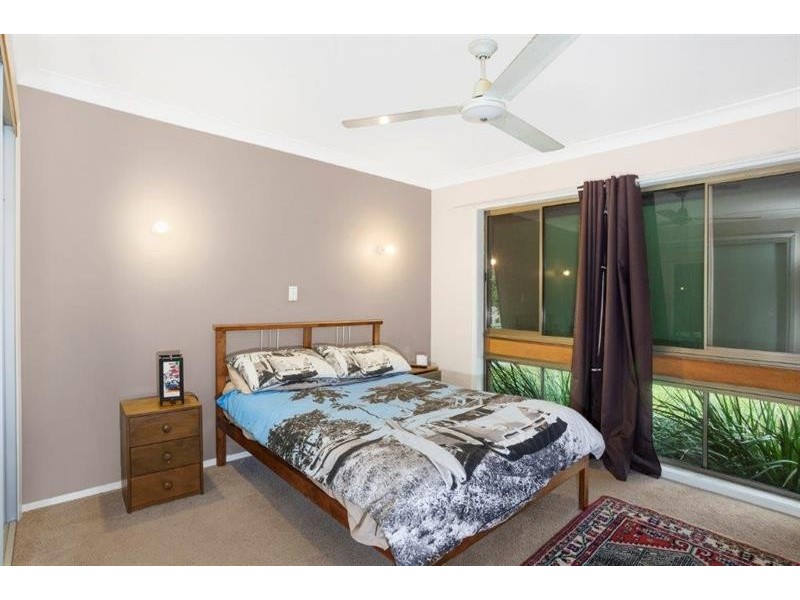 19  Inderan Ave, Lake Haven NSW 2263