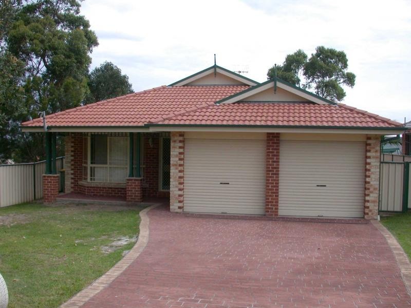 66 Roper Rd, Blue Haven NSW 2262